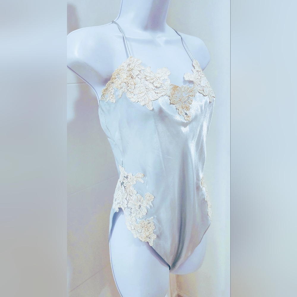 Vintage Jonquil Blue Satin Teddy w Ecru Alençon lace trim Size L New W Tags!